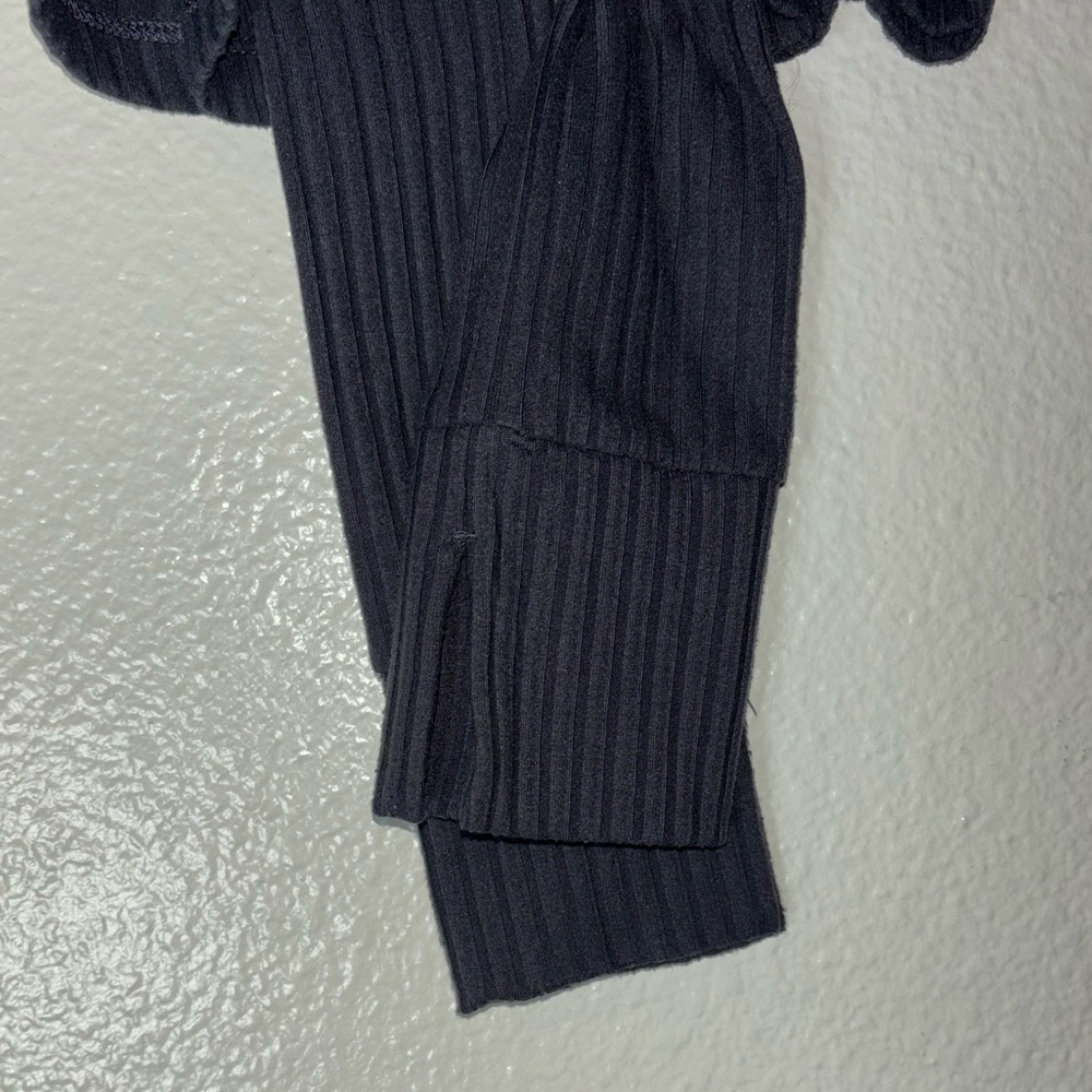 Black Ribbed Button-Front Crop Sweater - Picture 10 of 16